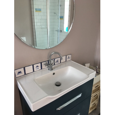 examples of commissioned and bespoke delft style tiles