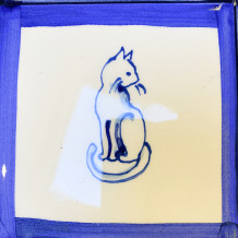 Delft style sitting cat